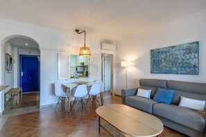 Apartment | Living room - Child-friendly Apartment in Punta del Moral (Ayamonte)