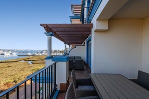 Apartment | Outdoor dining - Child-friendly Apartment in Punta del Moral (Ayamonte)