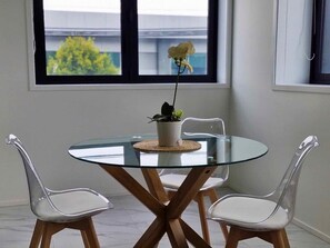 Dining - St Asaph City Apartment (Christchurch)