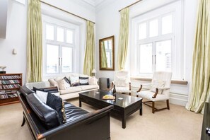 Smart TV, DVD player