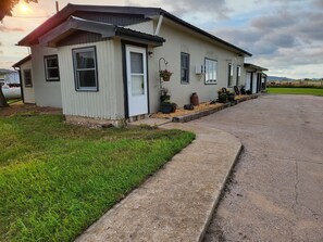 Property grounds - ATV Dream, 2bedroom home, 2 car garage, national forest trails & trailer parking (Piedmont)