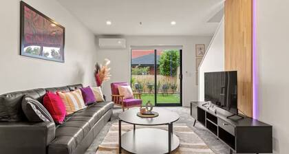 Lively and Charming Townhouse