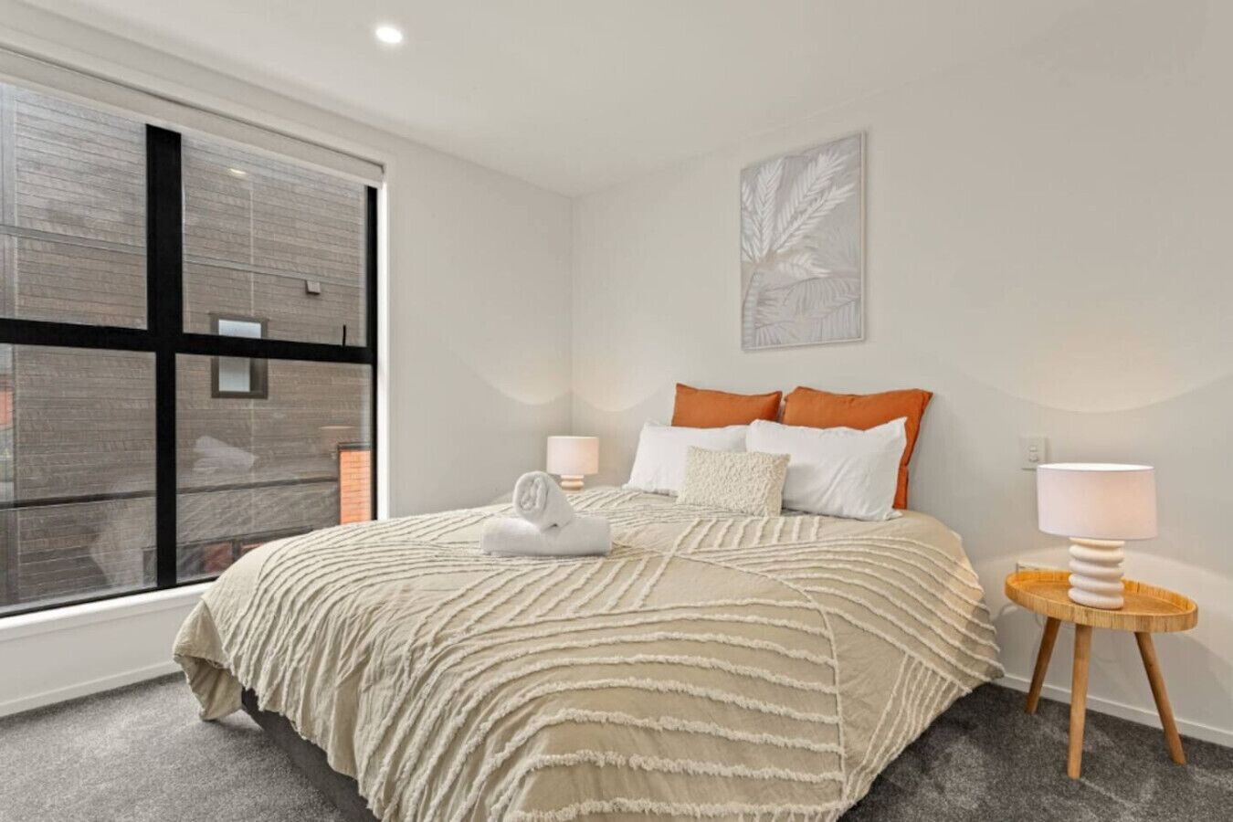 2 chambres, fer et planche à repasser, Wi-Fi, draps fournis