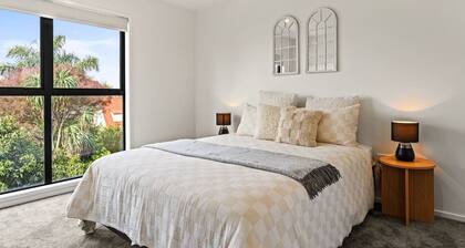 Charming 2 Bed Family Home