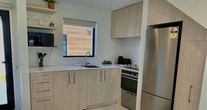 Delightful 1 Bed 1 Bath Suite