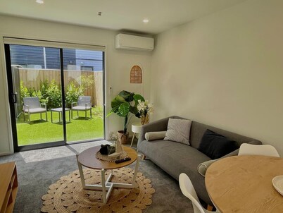 Delightful 1 Bed 1 Bath Suite