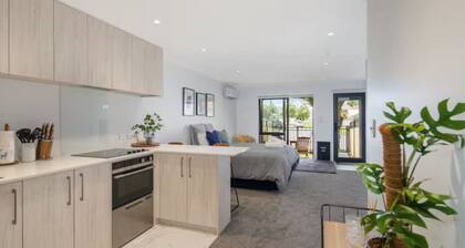 Serene Escape: Studio in Macky Street