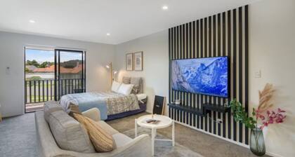 Peaceful Hideaway: Studio in Macky