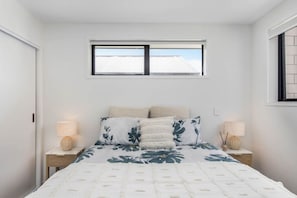 2 bedrooms, WiFi, bed sheets - Sunny 2 BR Oasis in Trentham (Upper Hutt)