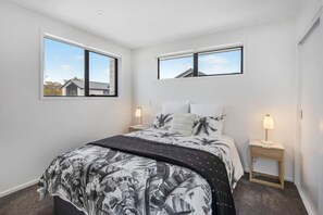 2 室のベッドルーム、WiFi、ベッドシーツ