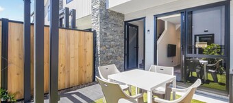 Ariki Artistry: Lower Hutt 2BR Sanctuary