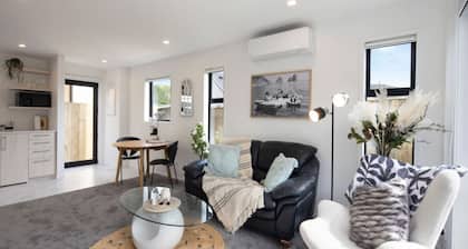 Retreat at Biddle Crescent