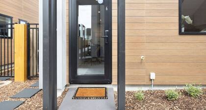 Peaceful Escape at Biddle Cres