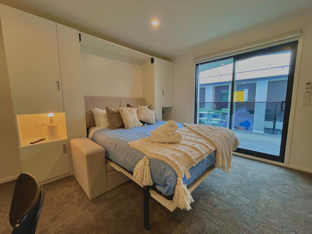 1 habitación, tabla de planchar con plancha, wifi y ropa de cama 