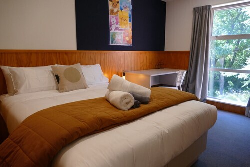 Warm & Welcoming on Athol