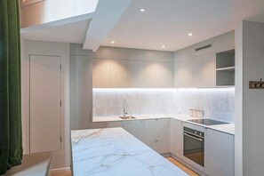 Oven, stovetop, dishwasher, toaster