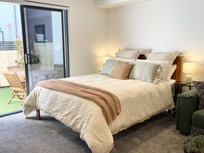 1 chambre, fer et planche à repasser, Wi-Fi, draps fournis