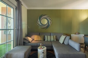 Apartment | Living room