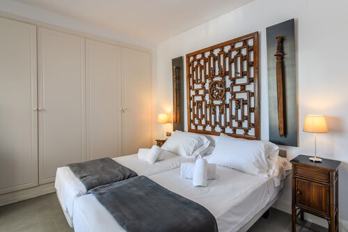 Serene Apartment by the Beach