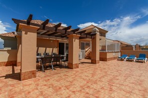 Leilighet | Utendørsservering