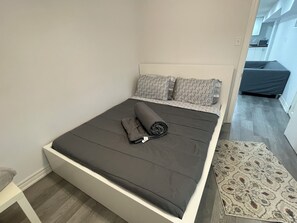 1 soverom, strykejern/-brett og wi-fi (inkludert)