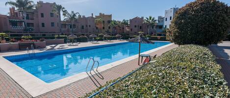 Apartment | Pool | Outdoor pool