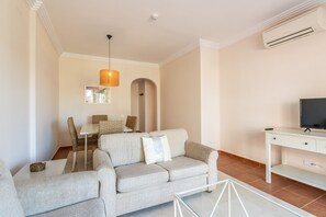Apartment | Living room