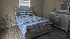 4 bedrooms, free WiFi, bed sheets