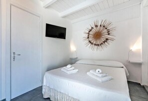 1 habitación, wifi y ropa de cama