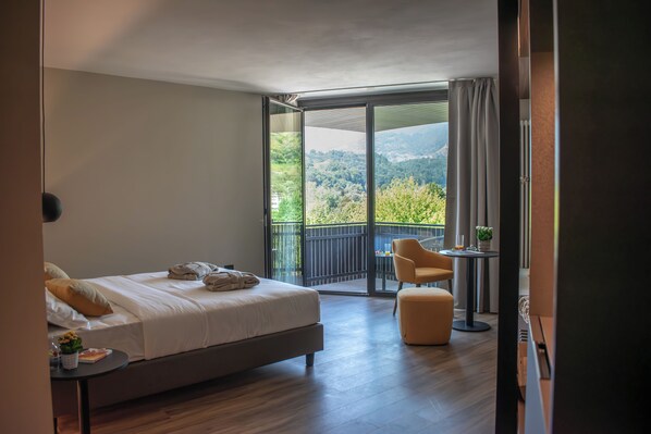 普通雙人房, 陽台, 山景 | 客房內保險箱、免費無線上網