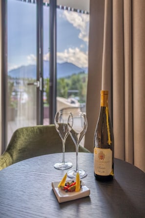 Junior Double Room, Balcony, Mountain View