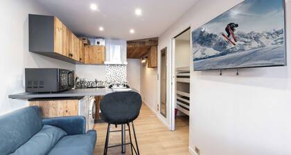 2 Bedroom Apartment With Parking and Balcony