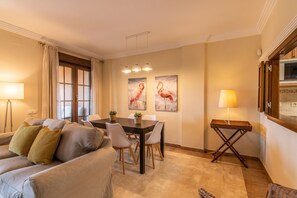 Apartment | Living room