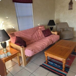 Huoneisto | Oleskelualue | Älytelevisio, Netflix, Hulu, suoratoistopalvelut