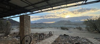 Chisos Mining Co 汽車旅館