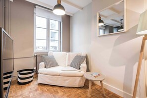 Apartment | Living area