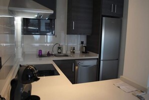 Apartment | Private kitchen - Bright Holiday Home in Orihuela Costa (Orihuela)