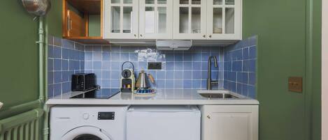 Apartment | Private kitchen | Fridge, microwave, stovetop, coffee/tea maker