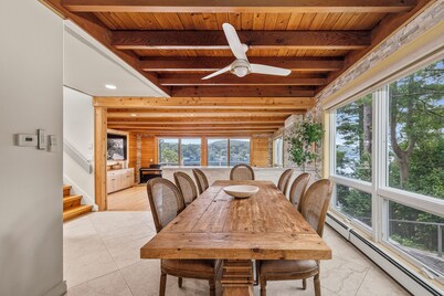 Sleeps 10 - Private Dock, Sauna, Outdoor Dining