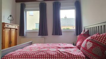 2 bedrooms, free WiFi, bed sheets