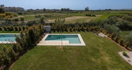 Chalet in Isla Canela for 8 Guests