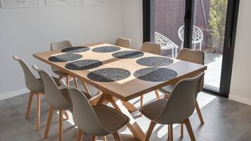 Chalet | Tempat makan