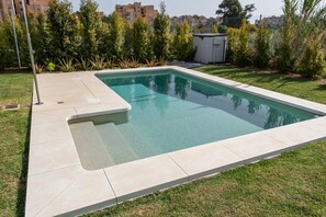 Stuga | Pool | Inomhuspool och utomhuspool