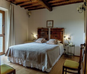 5 Schlafzimmer, BĂŒgeleisen/BĂŒgelbrett, WLAN, BettwĂ€sche