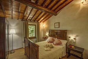 4 Schlafzimmer, Bügeleisen/Bügelbrett, WLAN, Bettwäsche