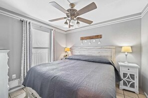 1 bedroom, desk, free WiFi, bed sheets