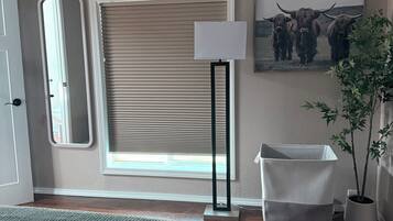 3 soveværelser, skrivebord, strygejern/strygebræt, weekendseng