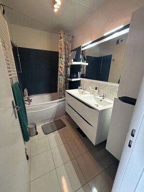 Towels, soap, toilet paper