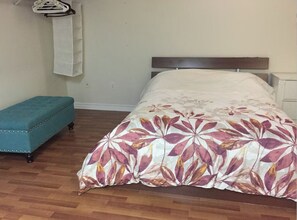 1 bedroom, iron/ironing board, WiFi, bed sheets