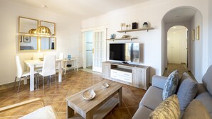 Apartment | Dining - Beachside Stay in Punta del Moral (Ayamonte)